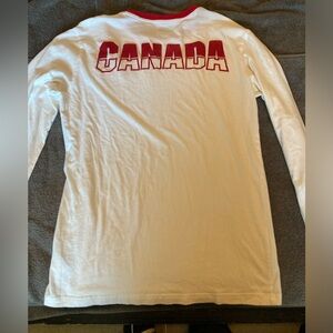 Long sleeve roots Canada tee xs